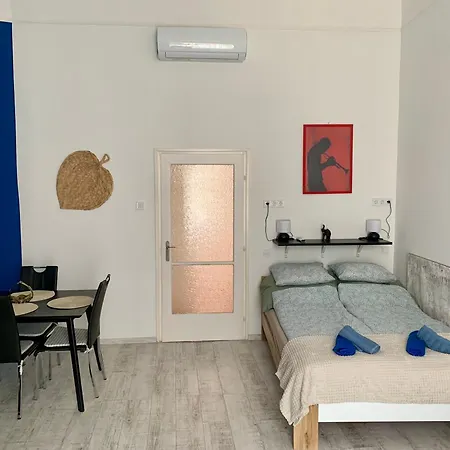 Dob Street Cute * Budapeste